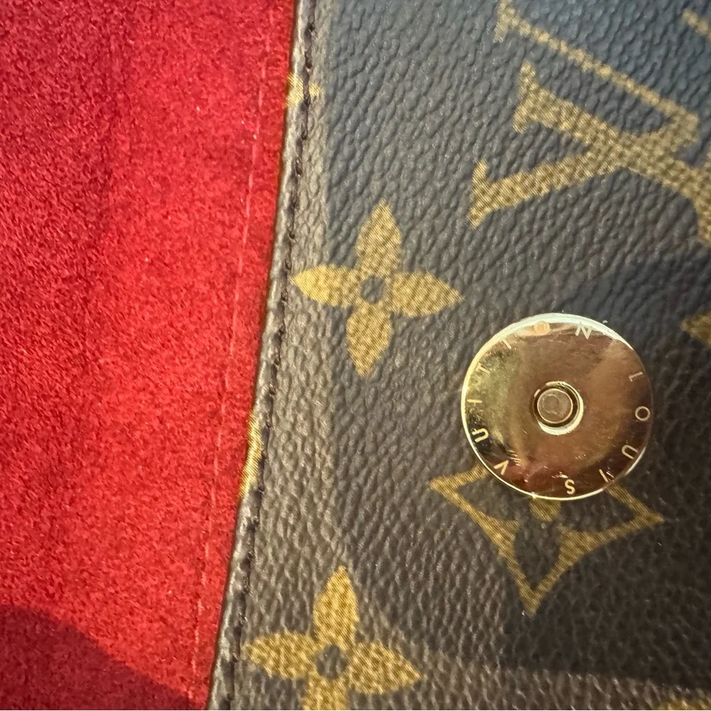 Louis Vuitton Brown and Tan Monogram Handbag - Picture 7 of 7